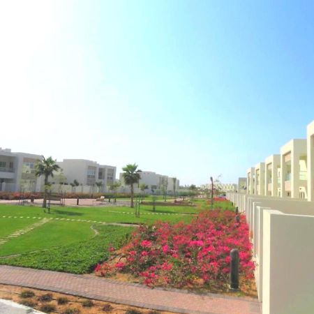 Holiday Home 3 Bedroom Seaview Рас-эль-Хайма Экстерьер фото