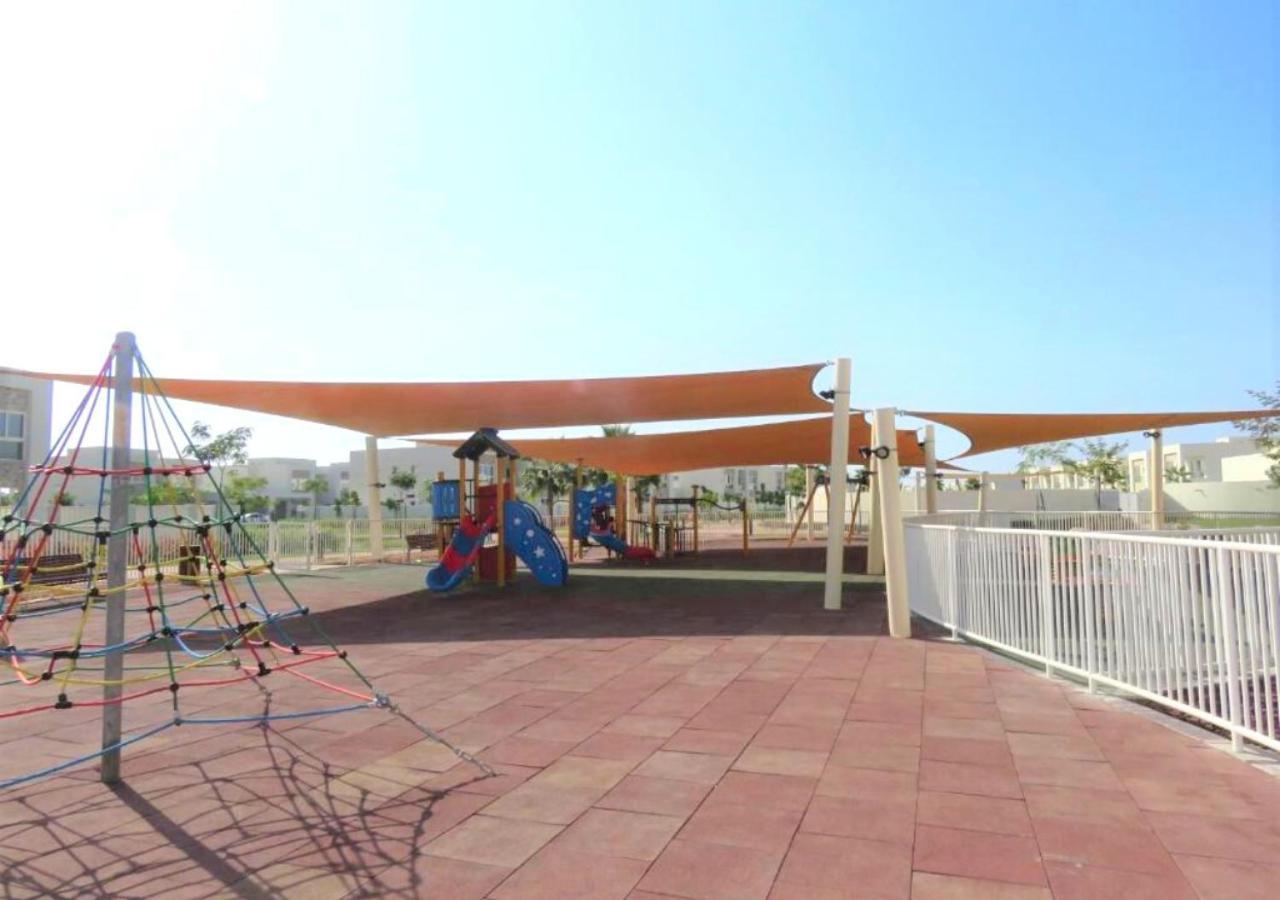 Holiday Home 3 Bedroom Seaview Рас-эль-Хайма Экстерьер фото