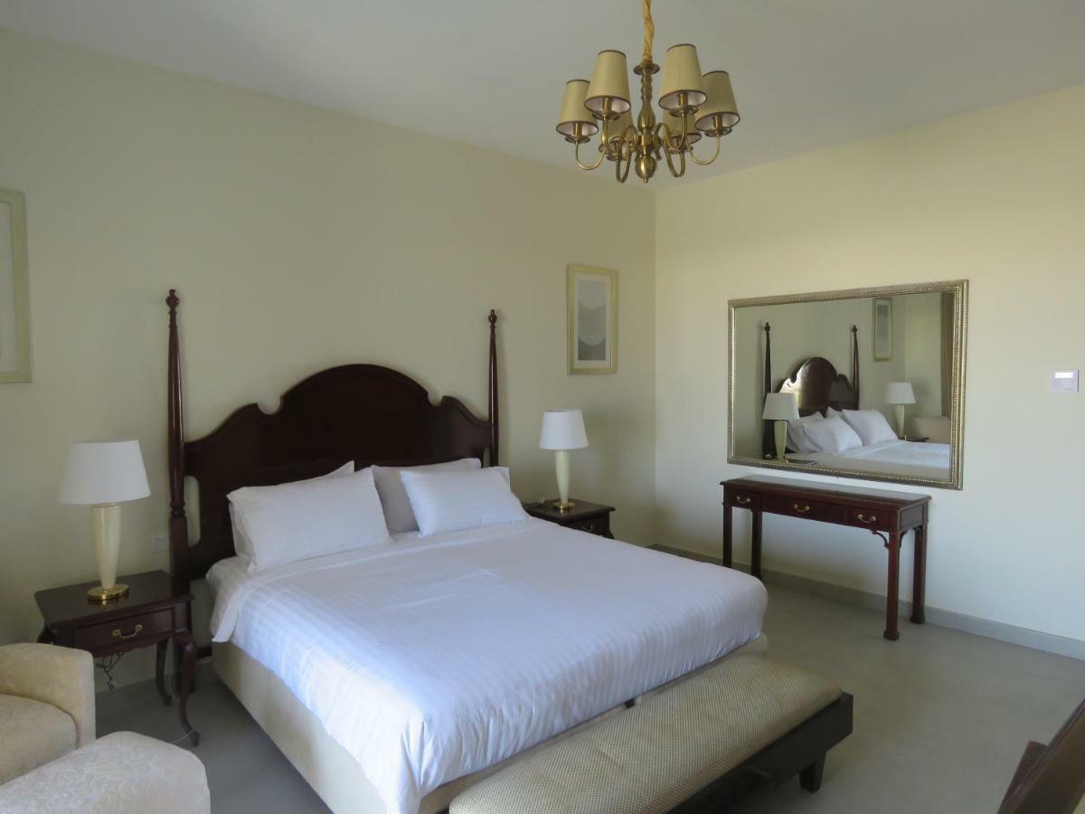 Holiday Home 3 Bedroom Seaview Рас-эль-Хайма Экстерьер фото