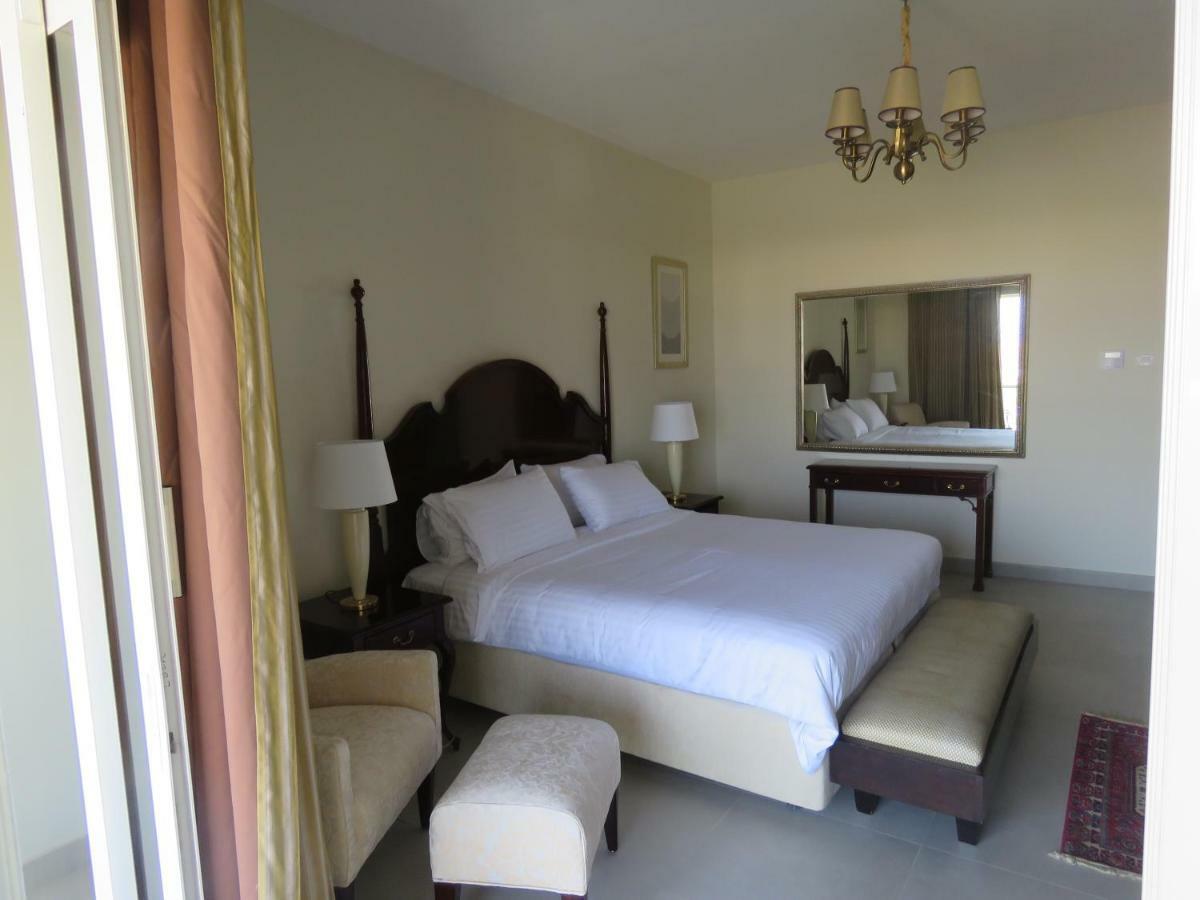 Holiday Home 3 Bedroom Seaview Рас-эль-Хайма Экстерьер фото